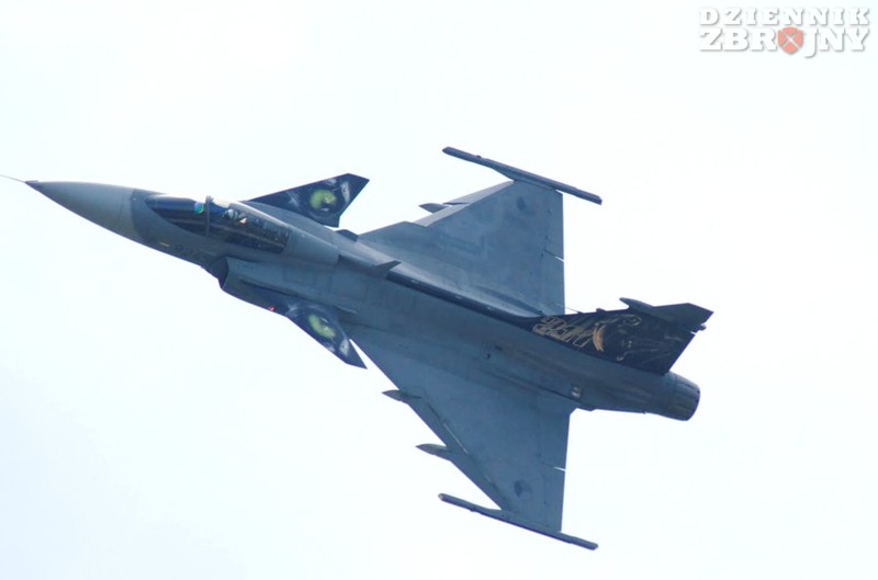 dodaj nazwę zdjęcia