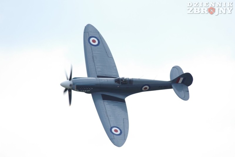 dodaj nazwę zdjęcia