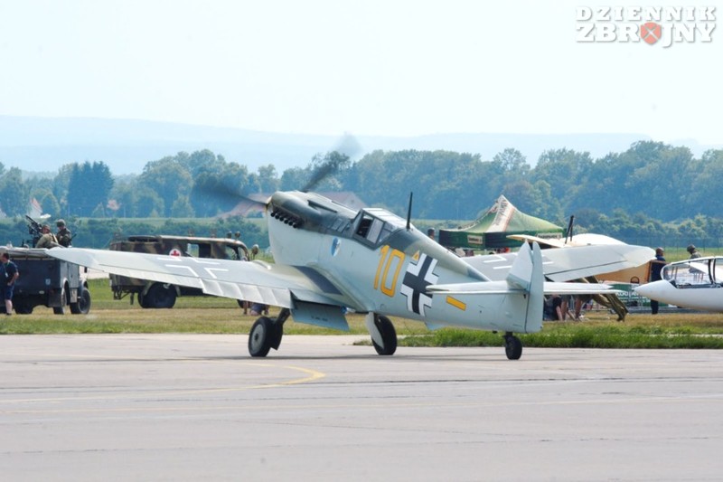 dodaj nazwę zdjęcia