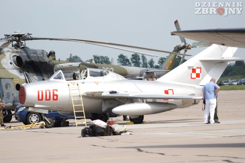 dodaj nazwę zdjęcia