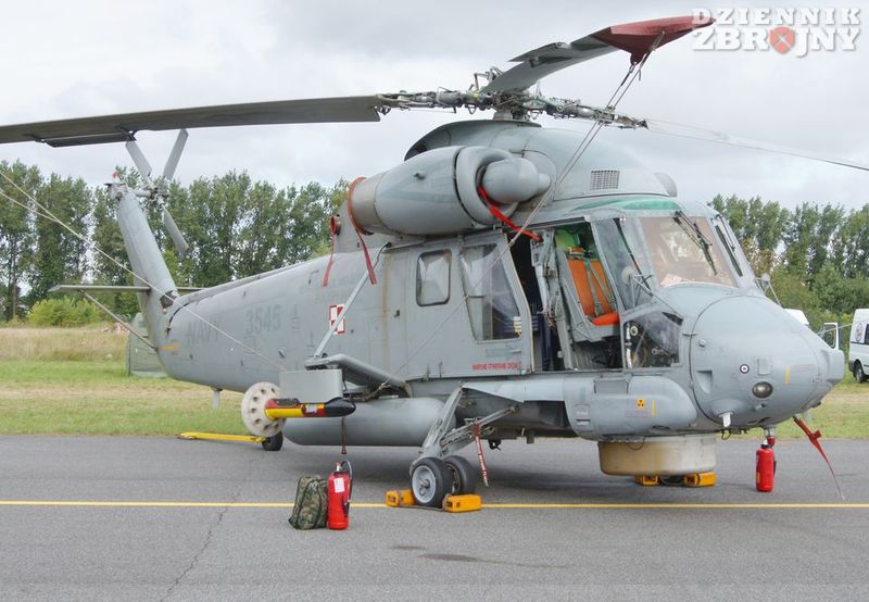 Kaman SH-2G na wystawie statycznej