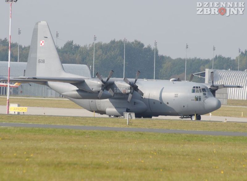 Leasingowany samolot transportowy C-130E Hercules