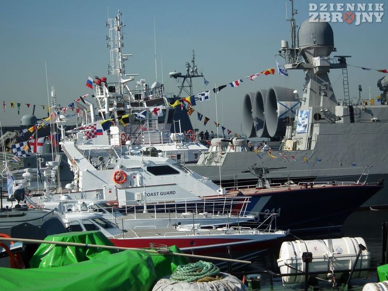 IMDS, widok na nabrzeże