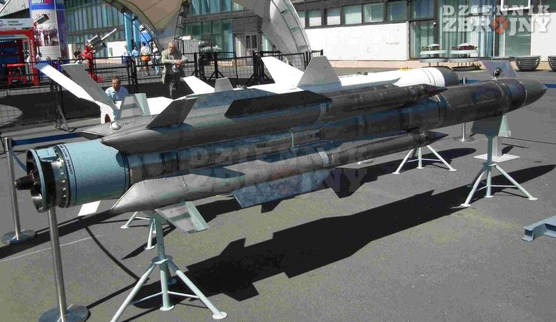 Naddźwiękowy pocisk p-w Ch-31AD