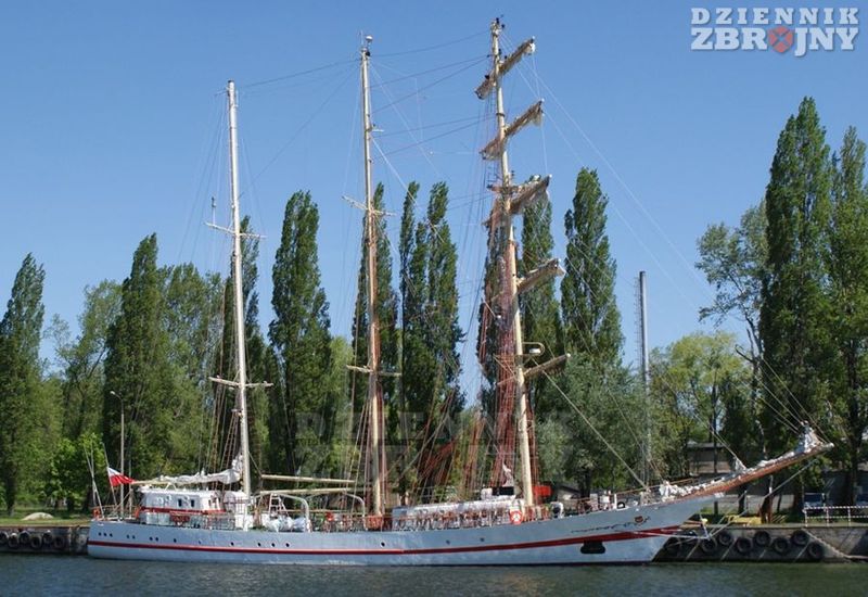 Żaglowa ORP Iskra