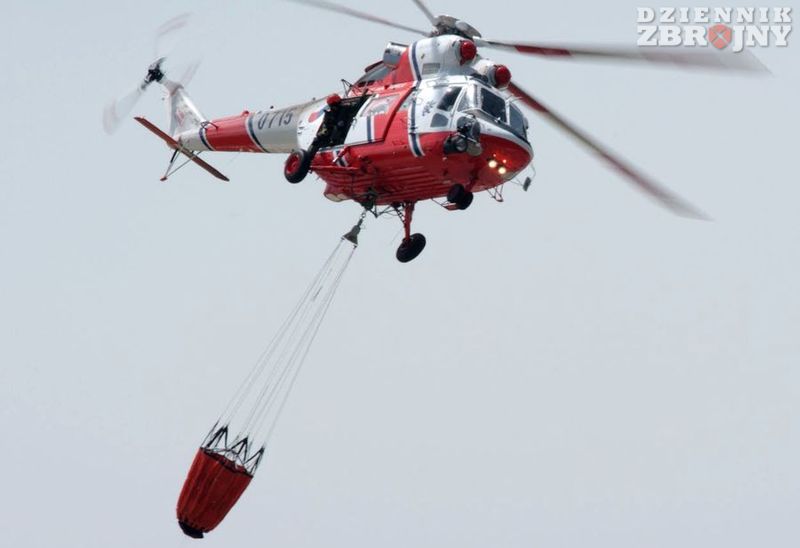 W-3 Sokół w służbie Czech podczas imitacji akcji ppoż.