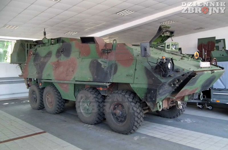 Kołowy transporter rozpoznania inżynieryjnego – KTRI
